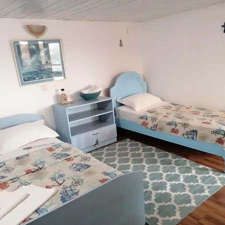 La Doi Pasi De Mare * Vama Veche