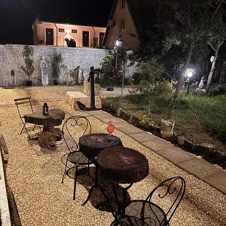 Guest house La Doi Pasi De Mare