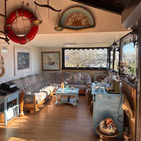 La Doi Pasi De Mare 4*