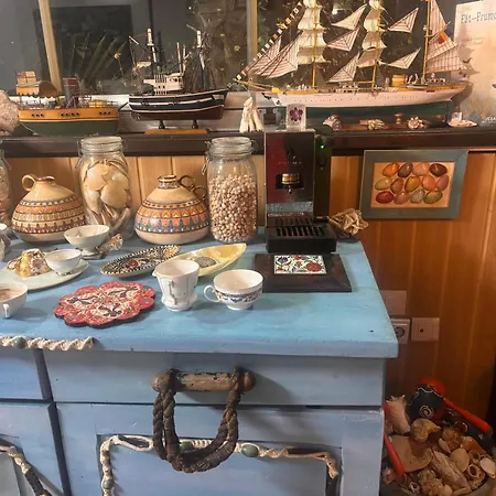 La Doi Pasi De Mare 4*