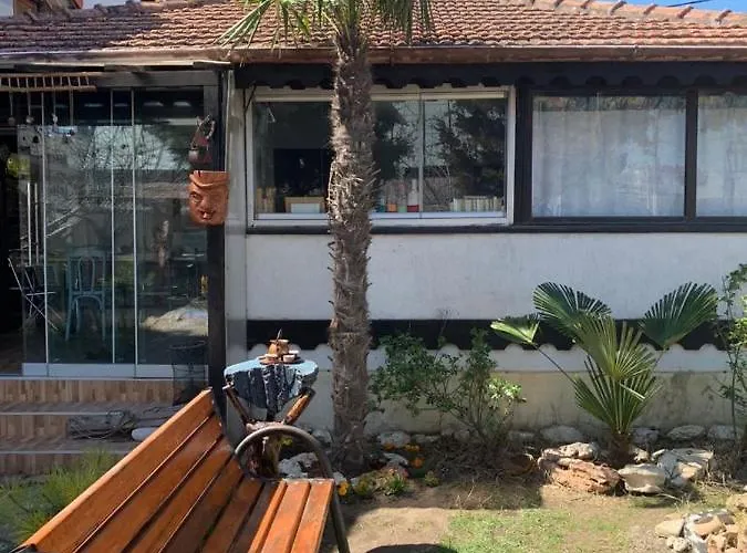 La Doi Pasi De Mare 4*